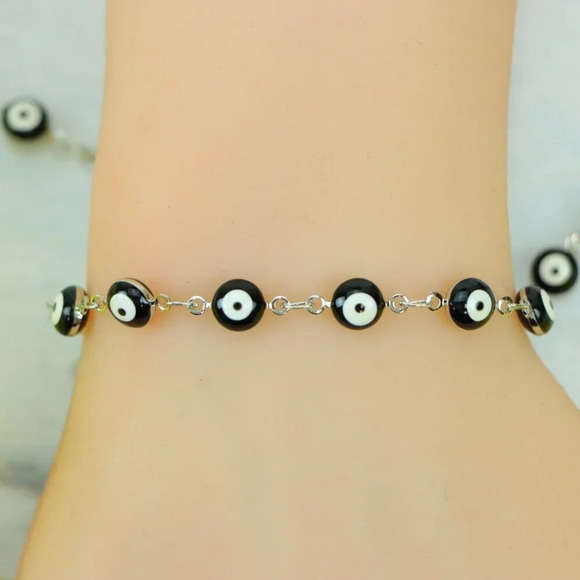 Minimalist Bracelet, Sleek & Modern Design, Women’s Fashion, YC110008-B - Picture 3 of 10